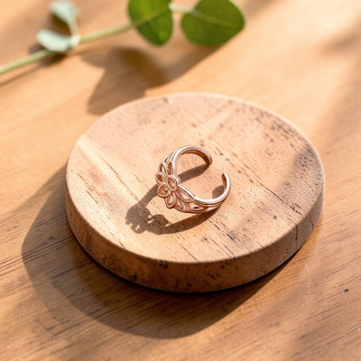 Petal Copper Toe Ring